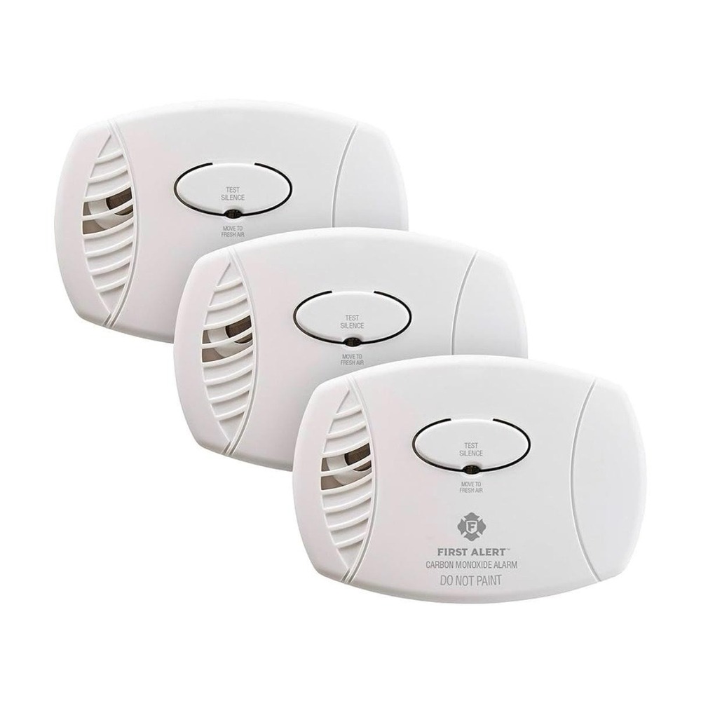 First Alert CO400 Carbon Monoxide Alarm 3 Pack Battery Operated White Detectors